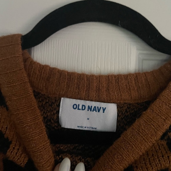 ON Warm Cheetah Crewneck Sweater - Picture 3 of 3